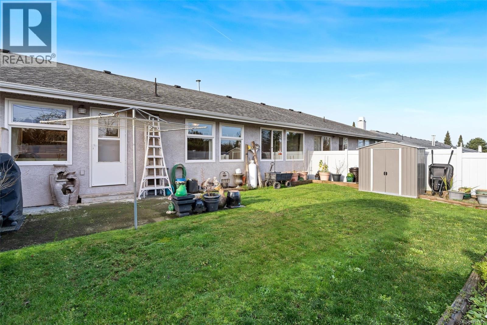 23 2560 Wilcox Terr, Central Saanich