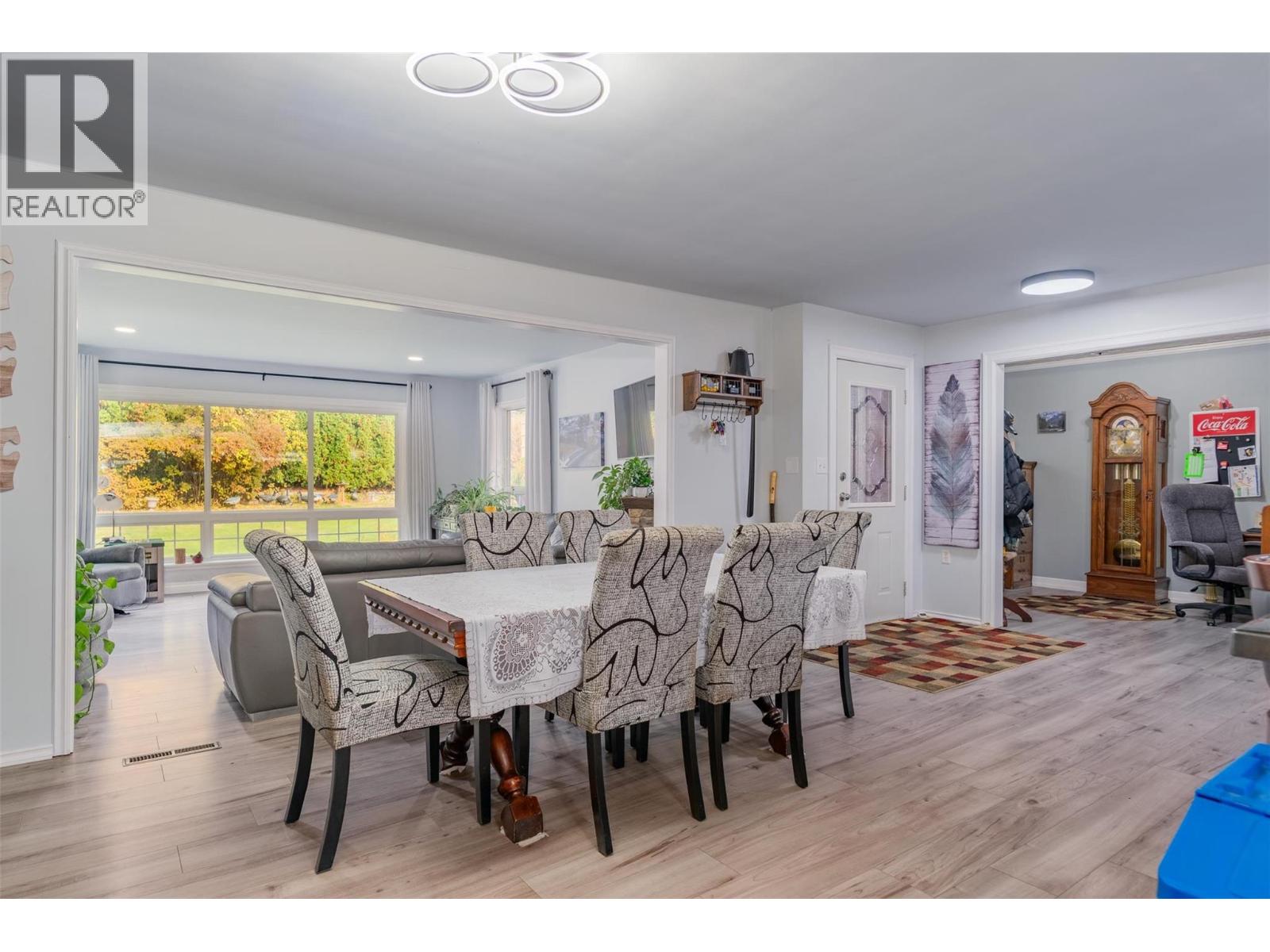 8329 Highway 3B, Trail