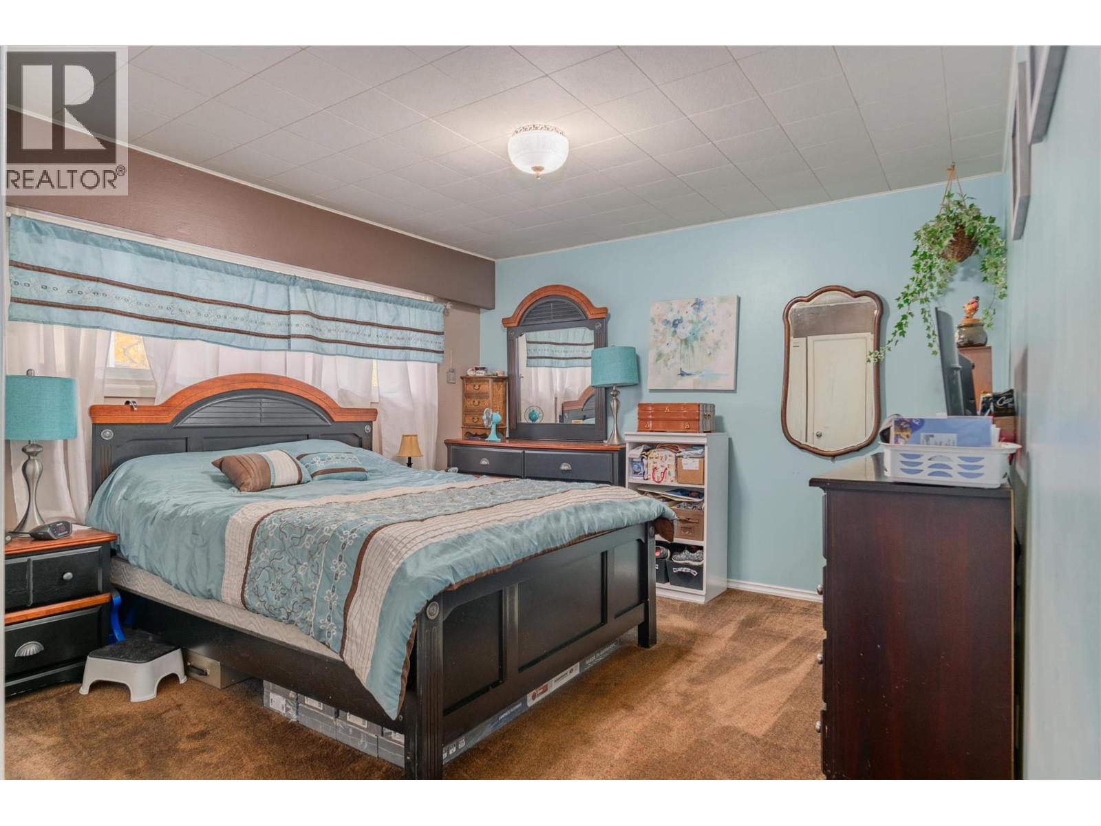 8329 Highway 3B, Trail