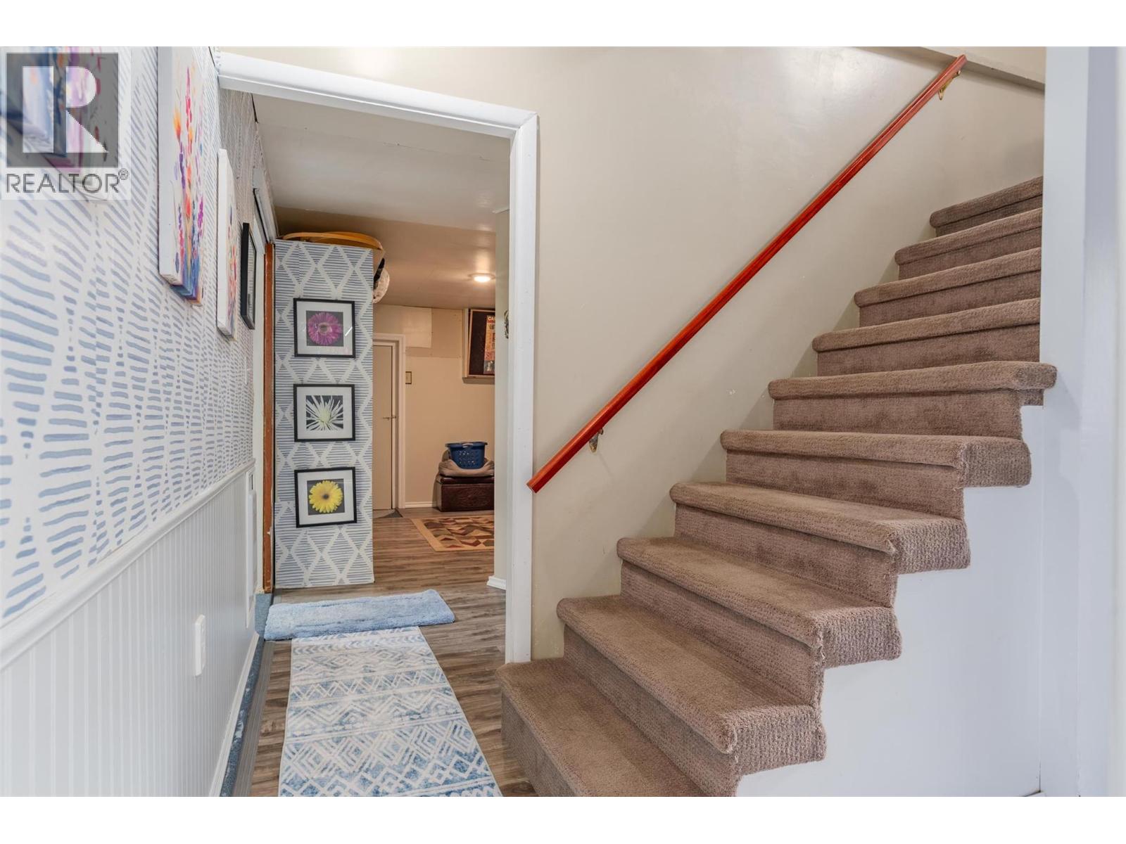 8329 Highway 3B, Trail