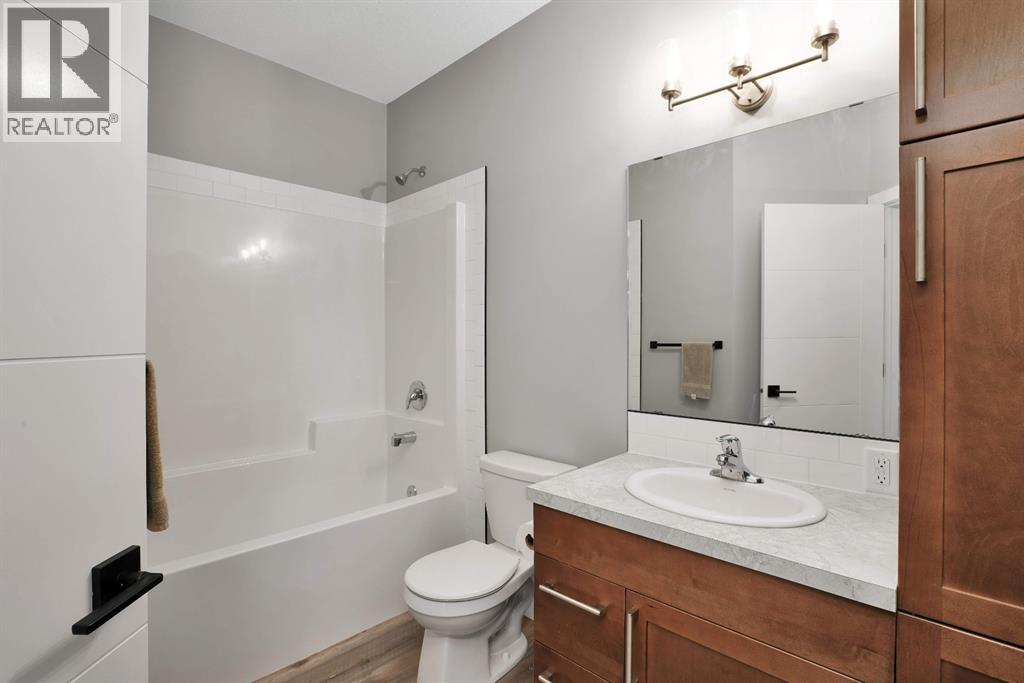 112 Hinshaw Drive, Sylvan Lake