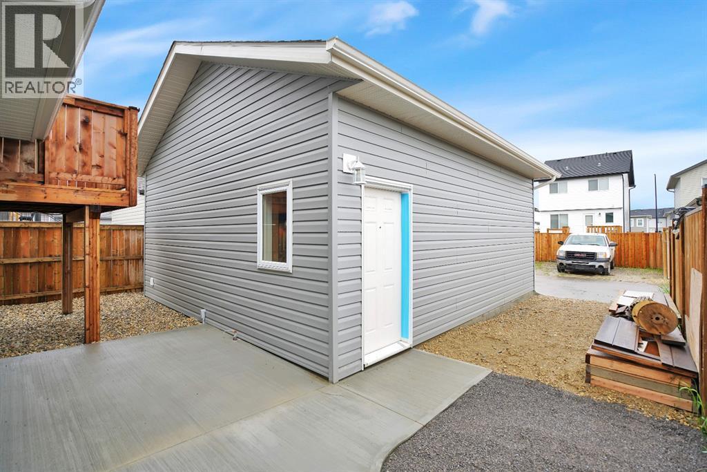 112 Hinshaw Drive, Sylvan Lake