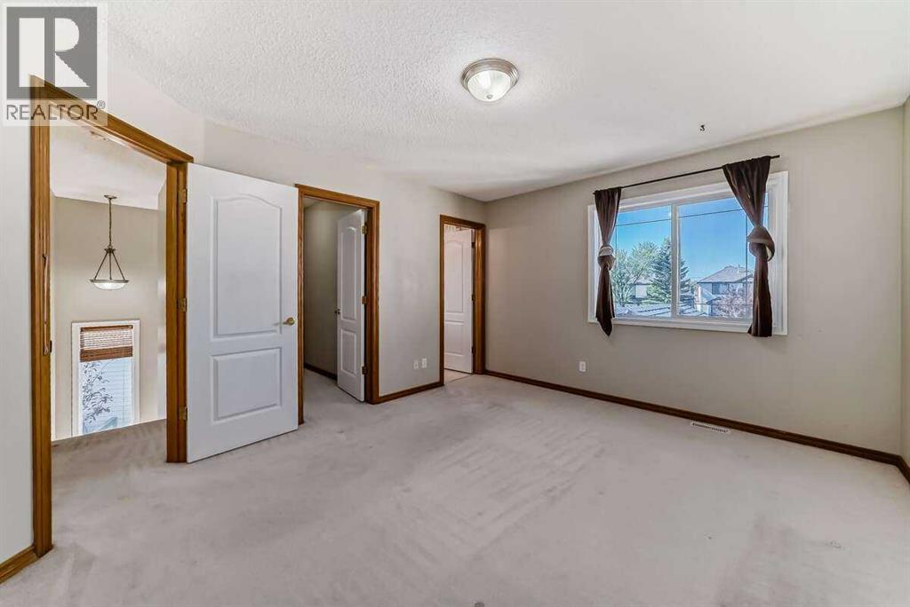 Single Family House for Sale in  Somerside Place SW Somerset Calgary 