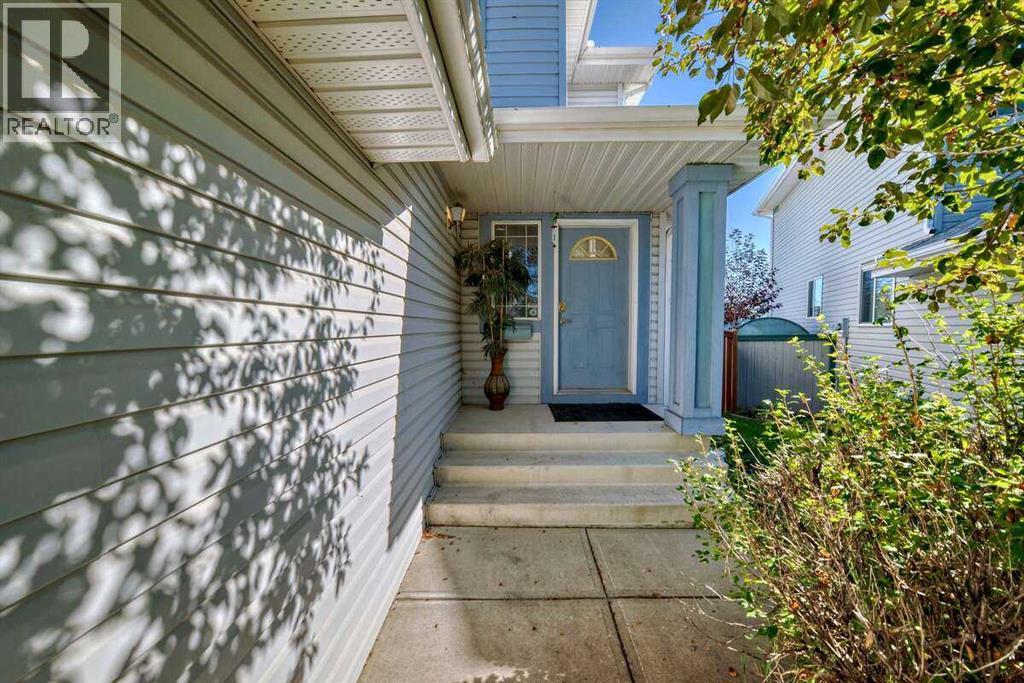 Single Family House for Sale in  Somerside Place SW Somerset Calgary 