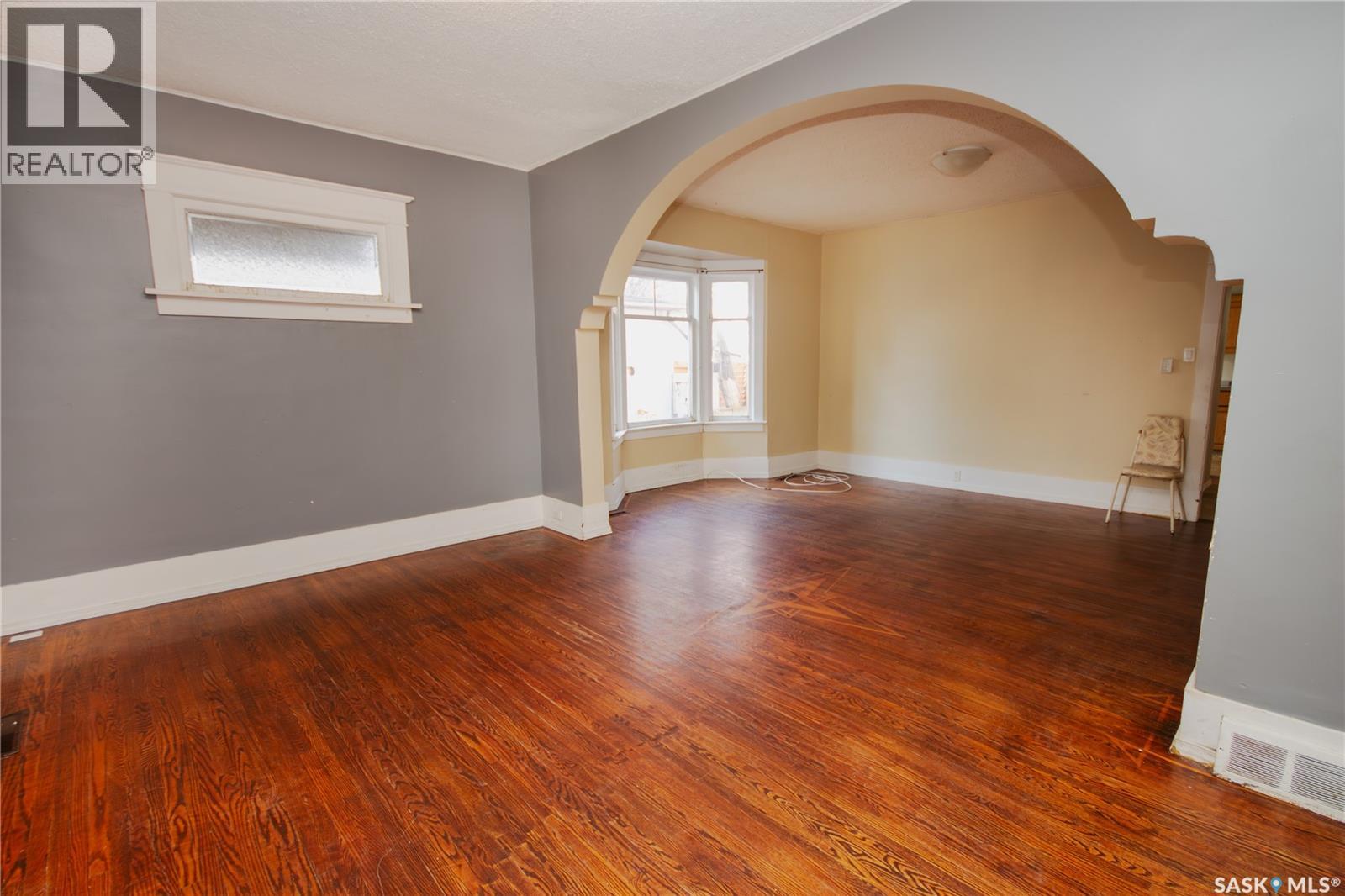 1131 104th STREET - Photo 2 of 17, North Battleford, Saskatchewan