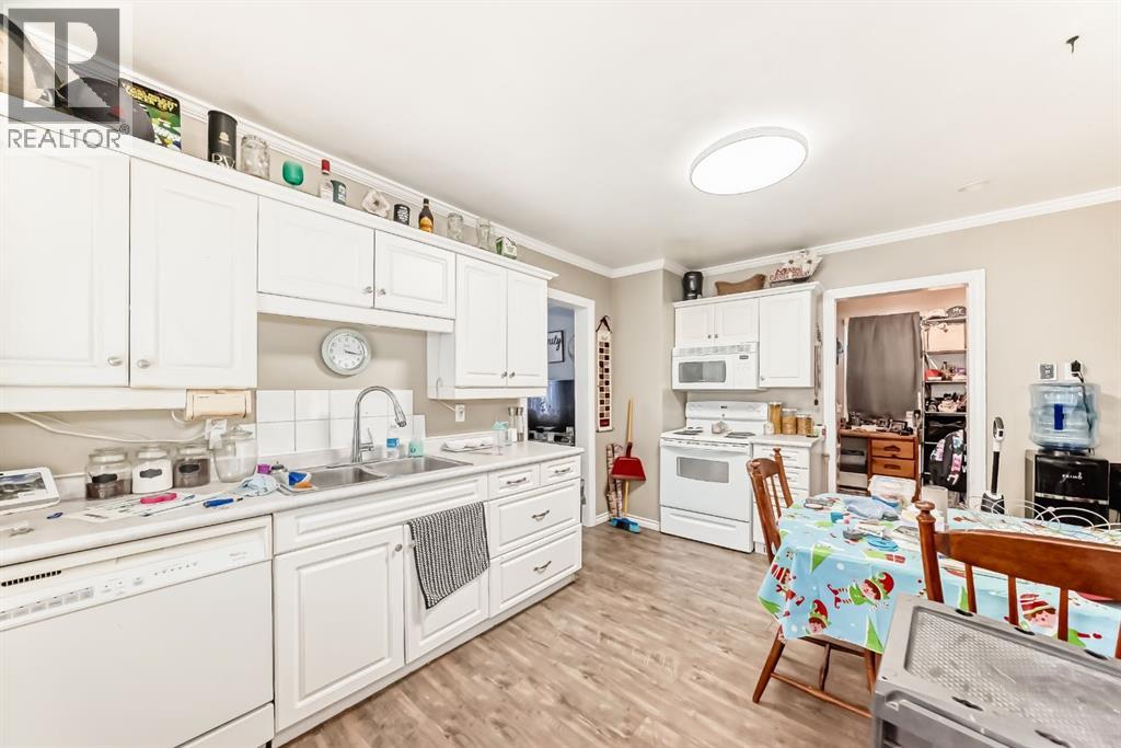 Single Family House Bungalow for Sale in   Street Bankview Drumheller 