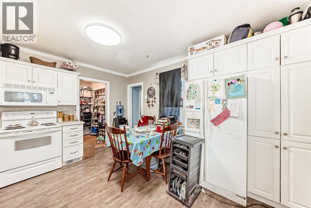 Single Family House Bungalow for Sale in   Street Bankview Drumheller 