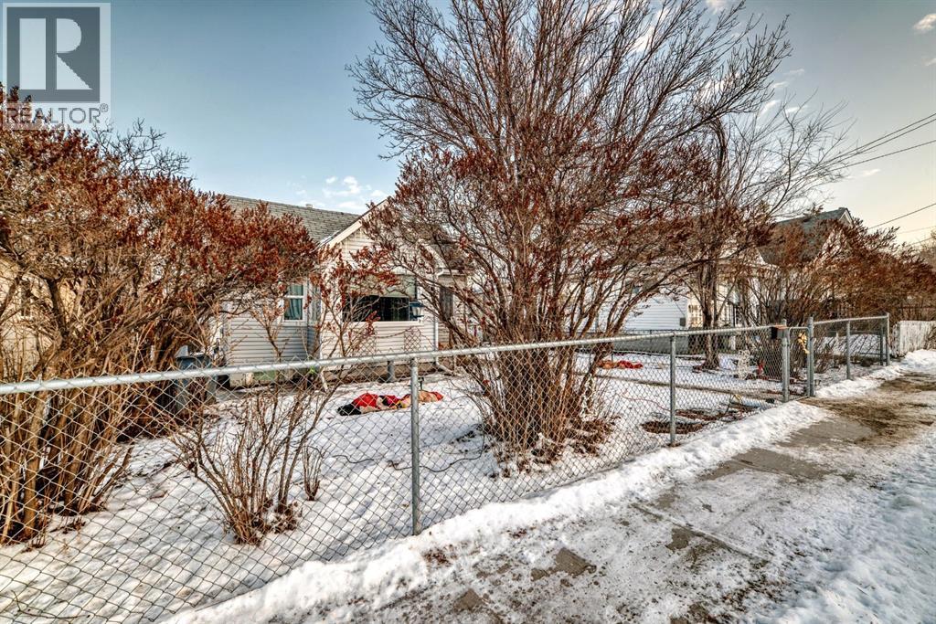 Single Family House Bungalow for Sale in   Street Bankview Drumheller 