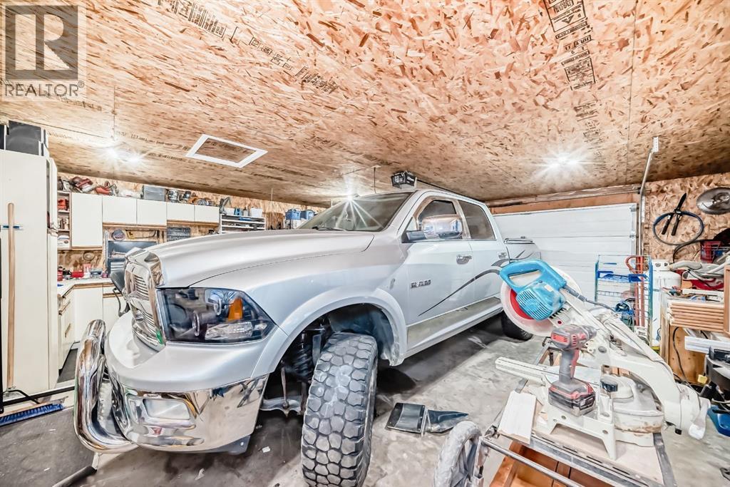 Single Family House Bungalow for Sale in   Street Bankview Drumheller 