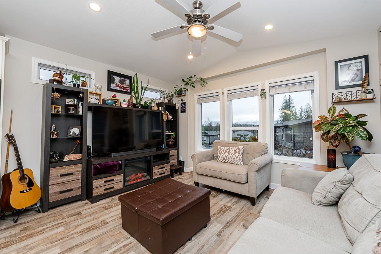 20 53480 BRIDAL FALLS ROAD, Bridal Falls, Rosedale