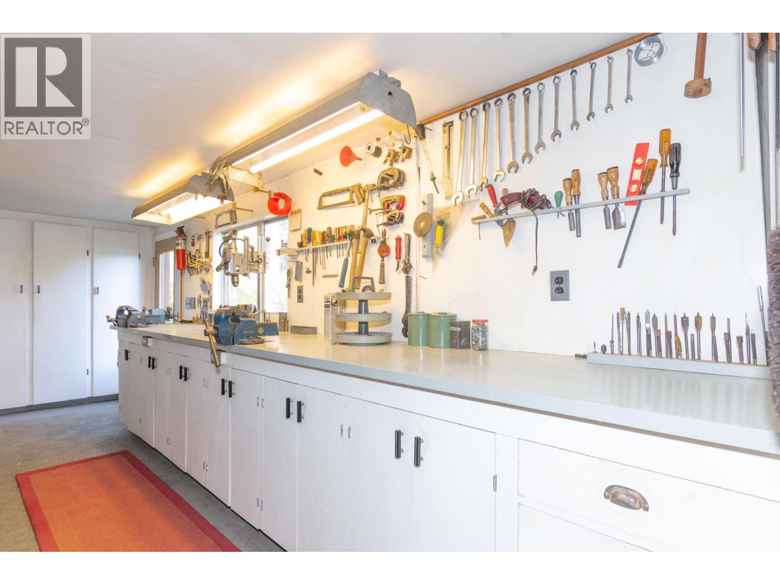 2 Bed, 2 Bath House for Sale in Galiano Island – 1361 STURDIES BAY ROAD, Galiano Island - Image 21