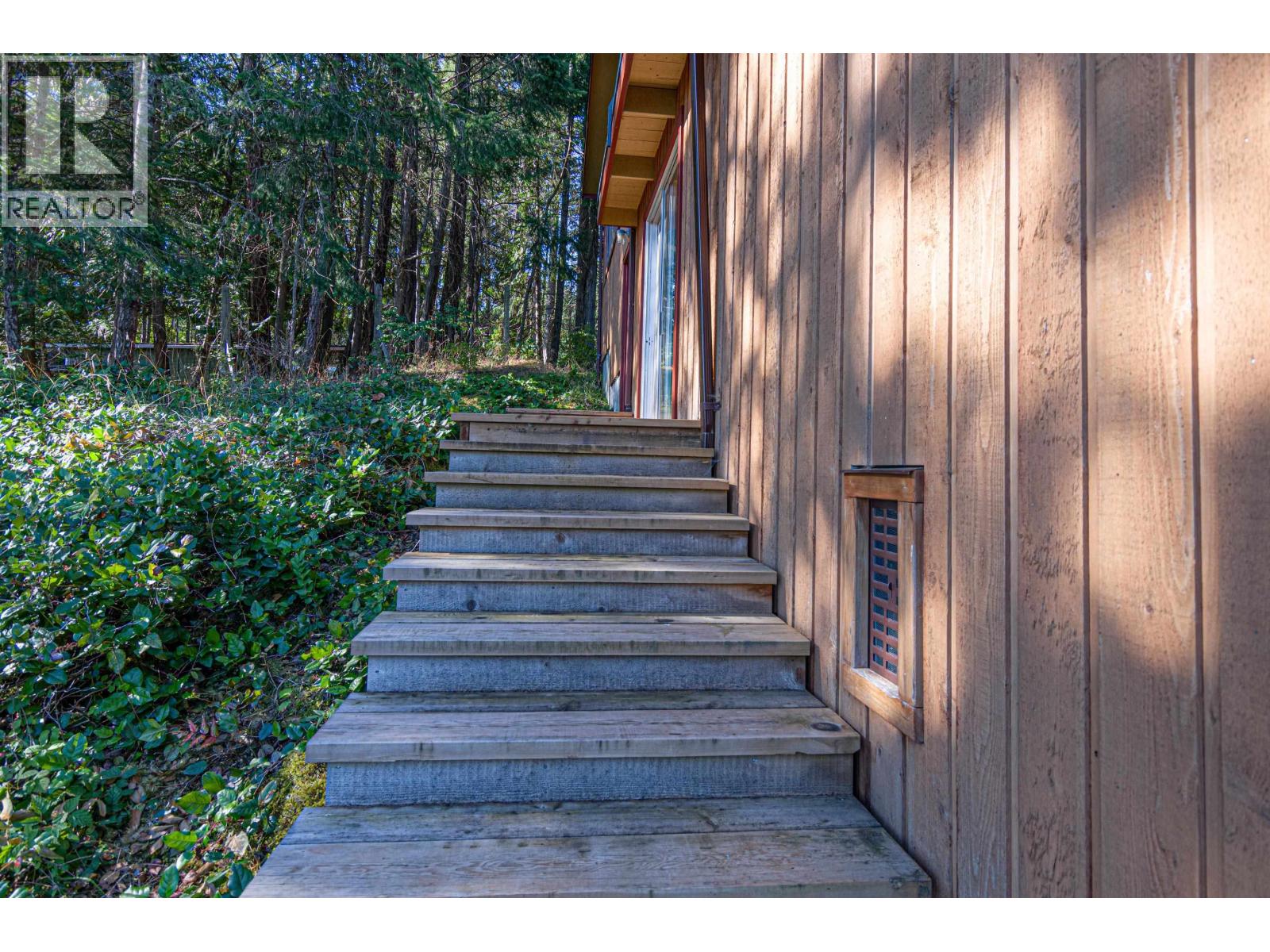 2 Bed, 2 Bath House for Sale in Galiano Island – 1361 STURDIES BAY ROAD, Galiano Island - Image 28