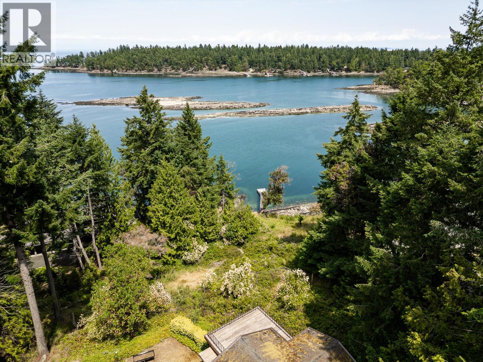 2 Bed, 2 Bath House for Sale in Galiano Island – 1361 STURDIES BAY ROAD, Galiano Island - Image 6