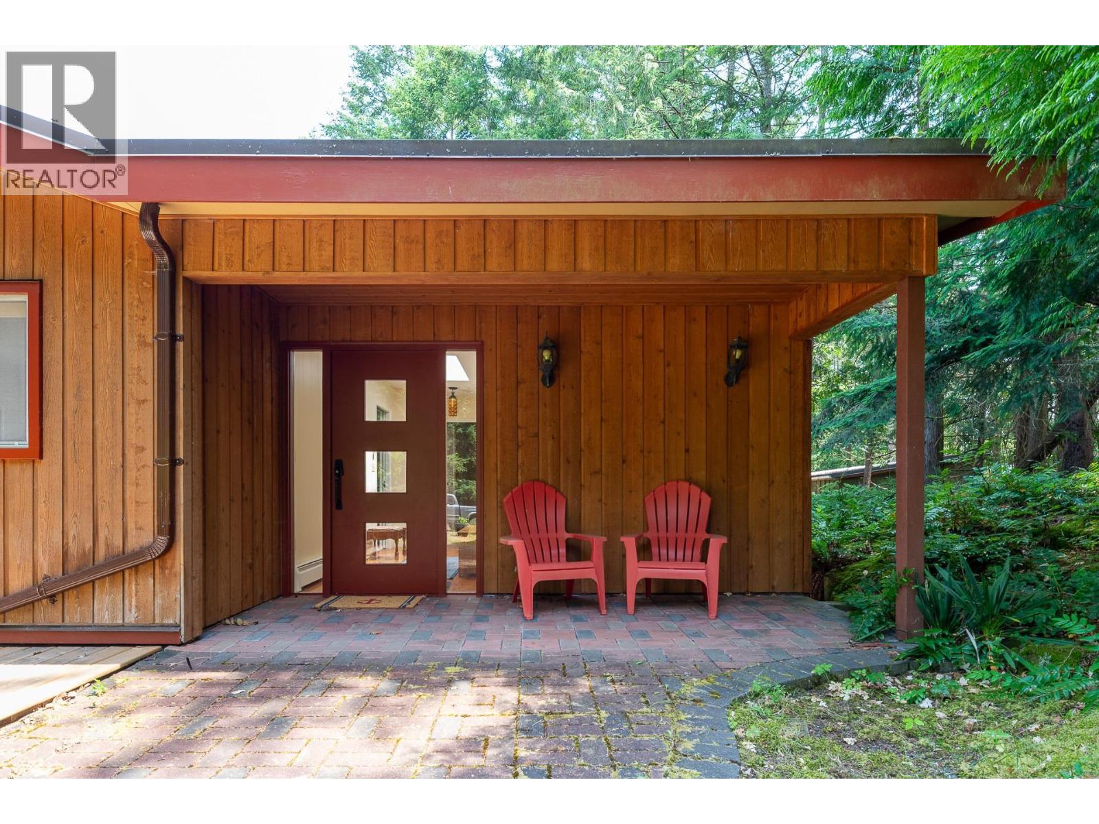 2 Bed, 2 Bath House for Sale in Galiano Island – 1361 STURDIES BAY ROAD, Galiano Island - Image 24