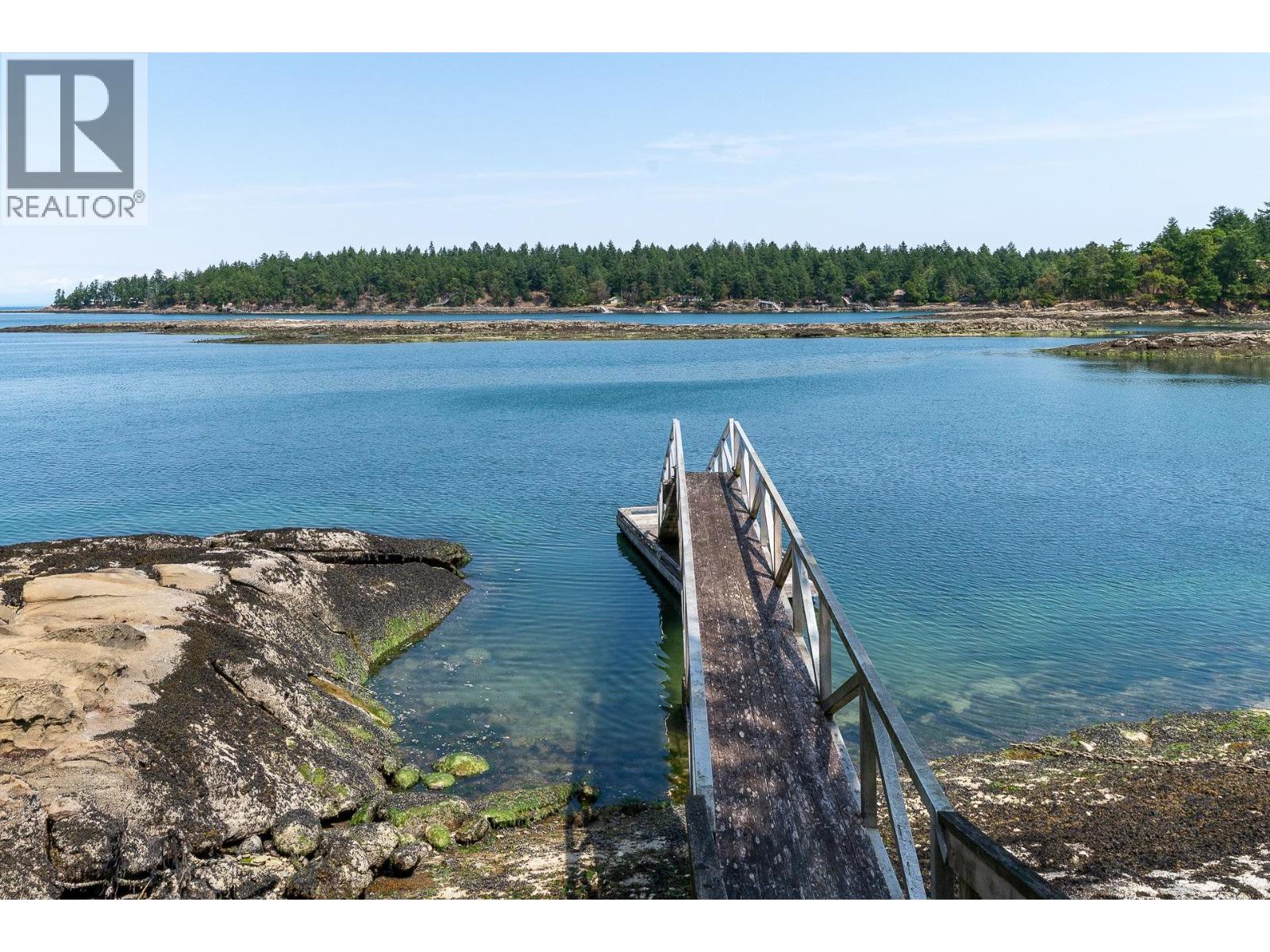 2 Bed, 2 Bath House for Sale in Galiano Island – 1361 STURDIES BAY ROAD, Galiano Island - Image 37