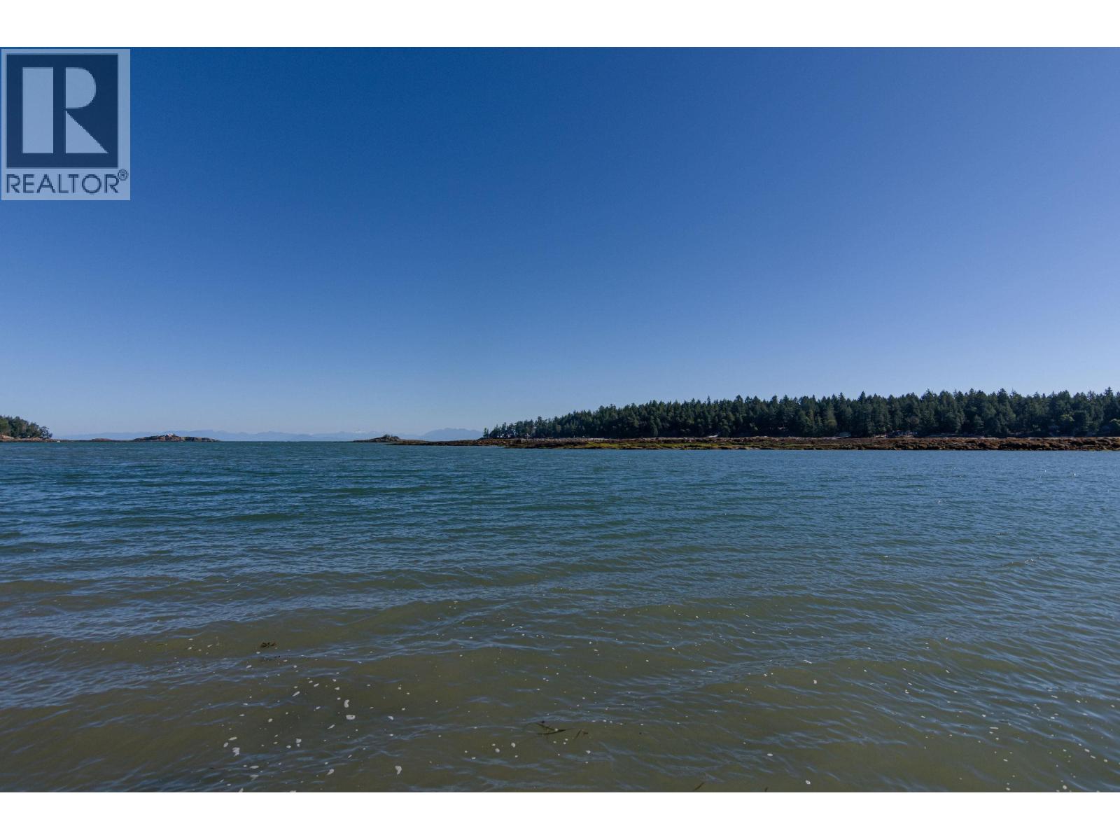 2 Bed, 2 Bath House for Sale in Galiano Island – 1361 STURDIES BAY ROAD, Galiano Island - Image 38
