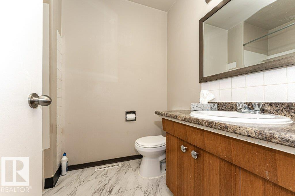 13315-13317 82 ST NW, Edmonton