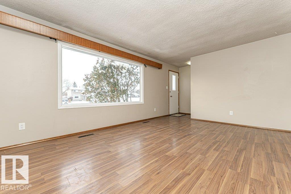 13315-13317 82 ST NW, Edmonton