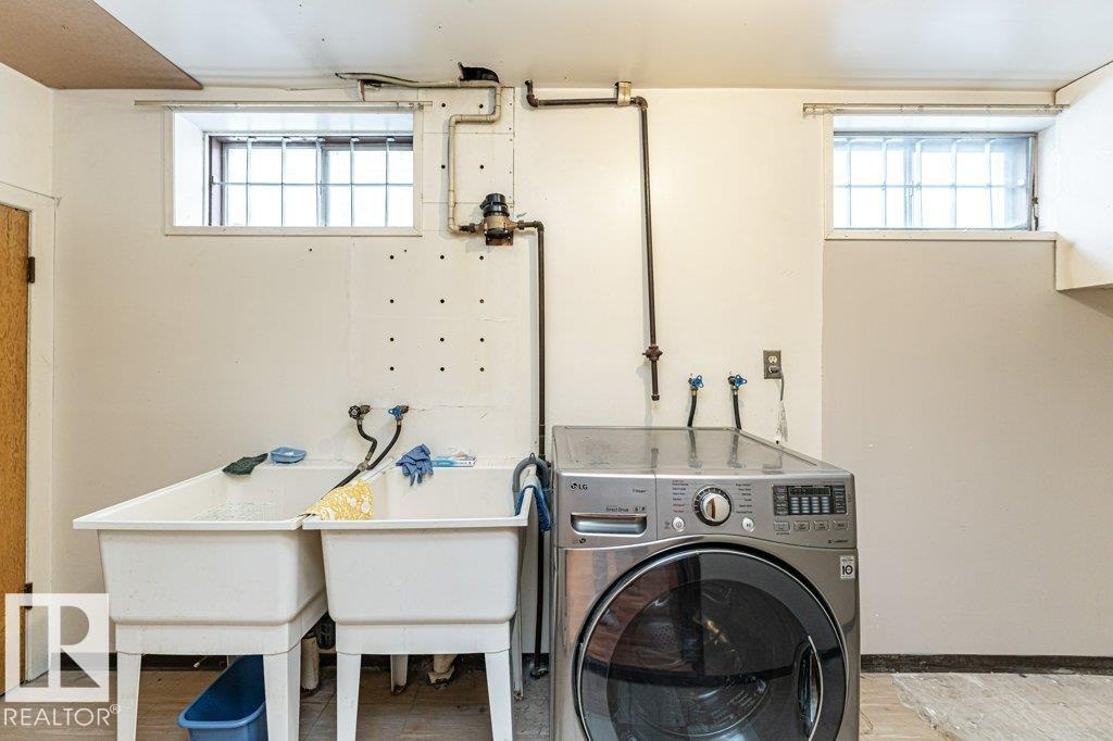 13315-13317 82 ST NW, Edmonton