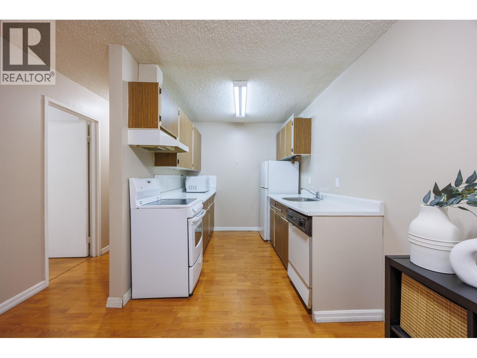 #201-7200 LINDSAY Road, Richmond