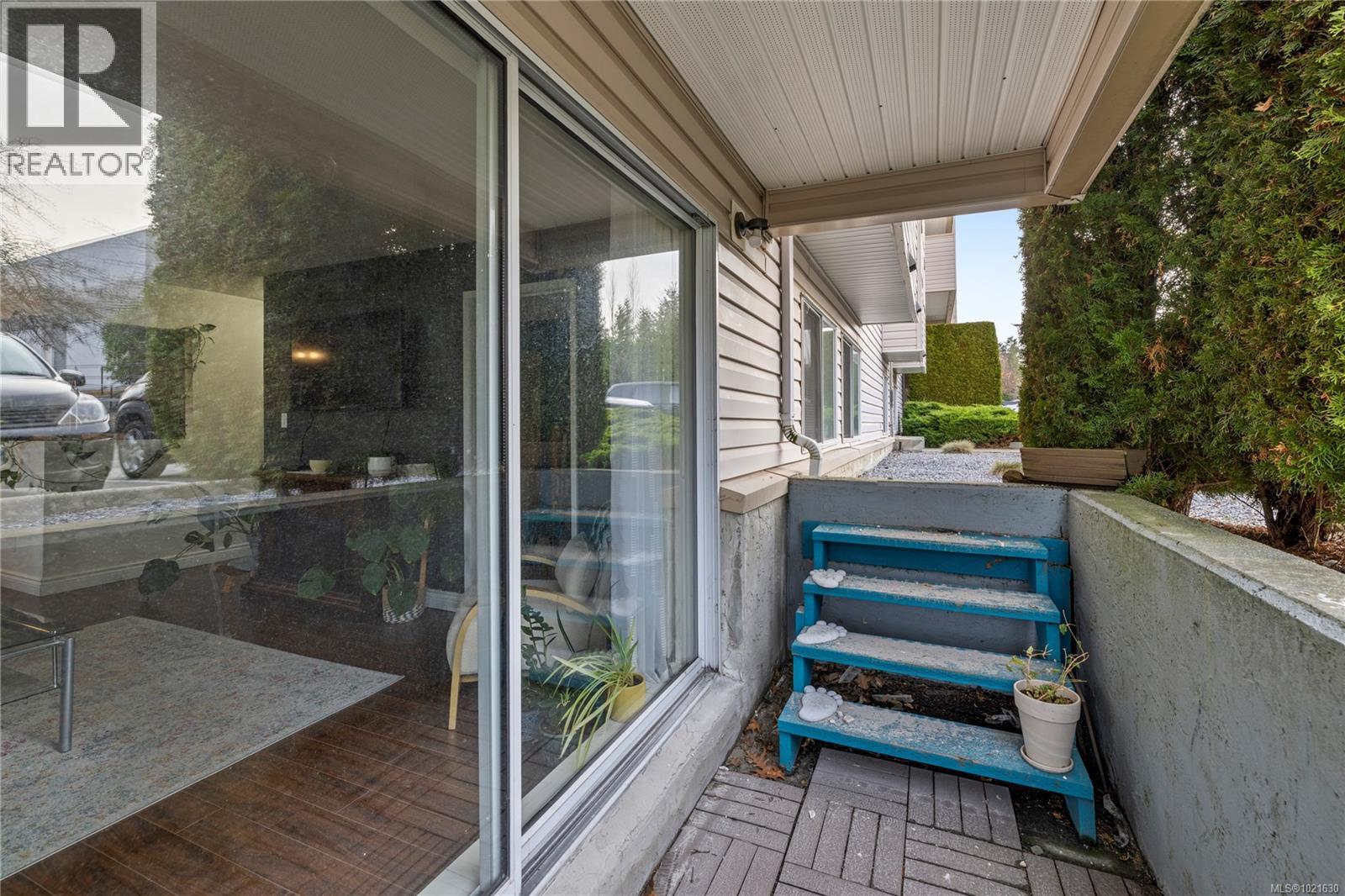 105 6715 Dover Rd, Nanaimo