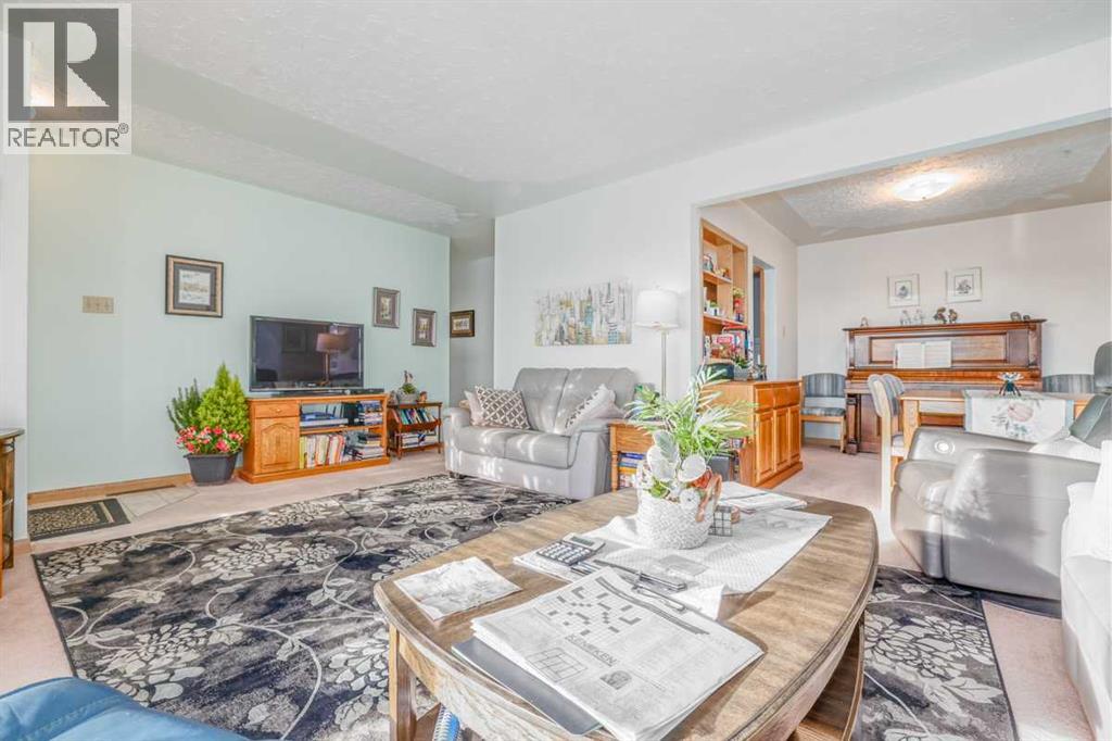 Single Family House Bungalow for Sale in  Highwood Place NW Highwood Calgary 