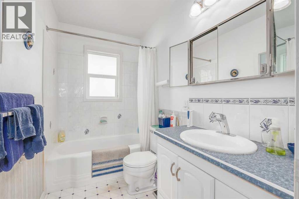 Single Family House Bungalow for Sale in  Highwood Place NW Highwood Calgary 