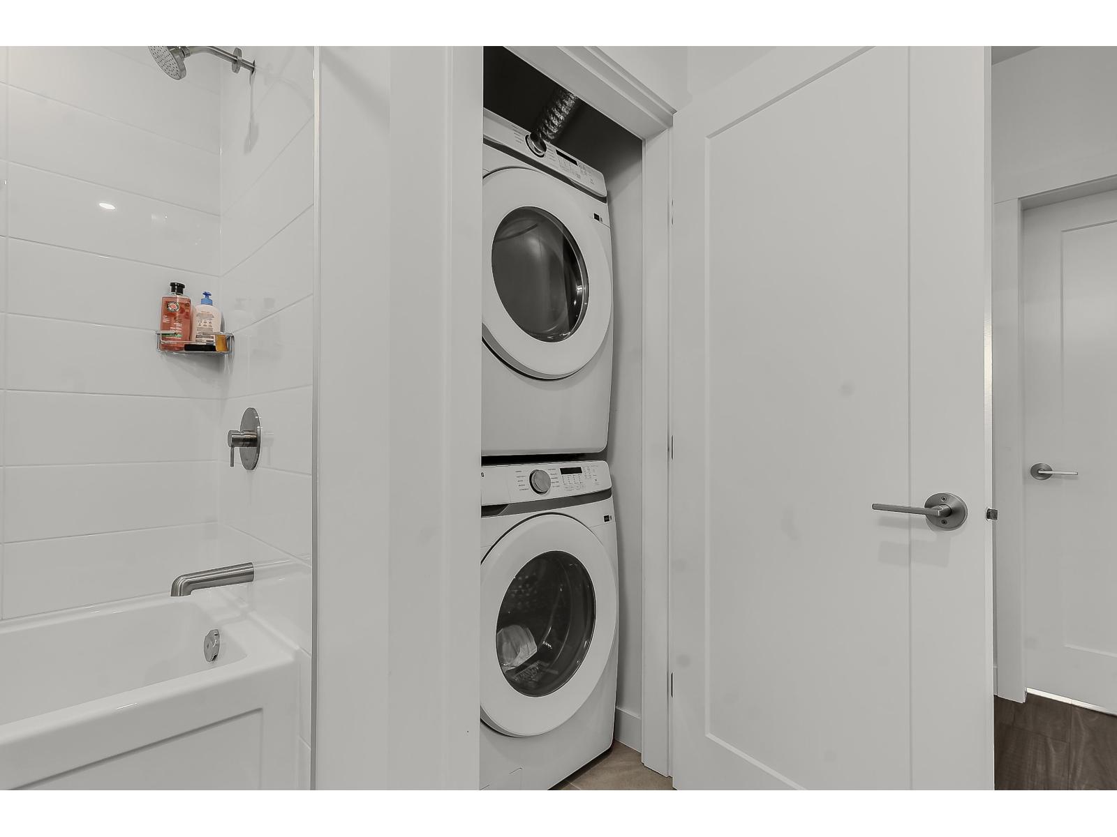 206 31900 RAVEN AVENUE, Mission