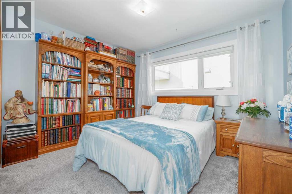 Single Family House Bungalow for Sale in  Highwood Place NW Highwood Calgary 