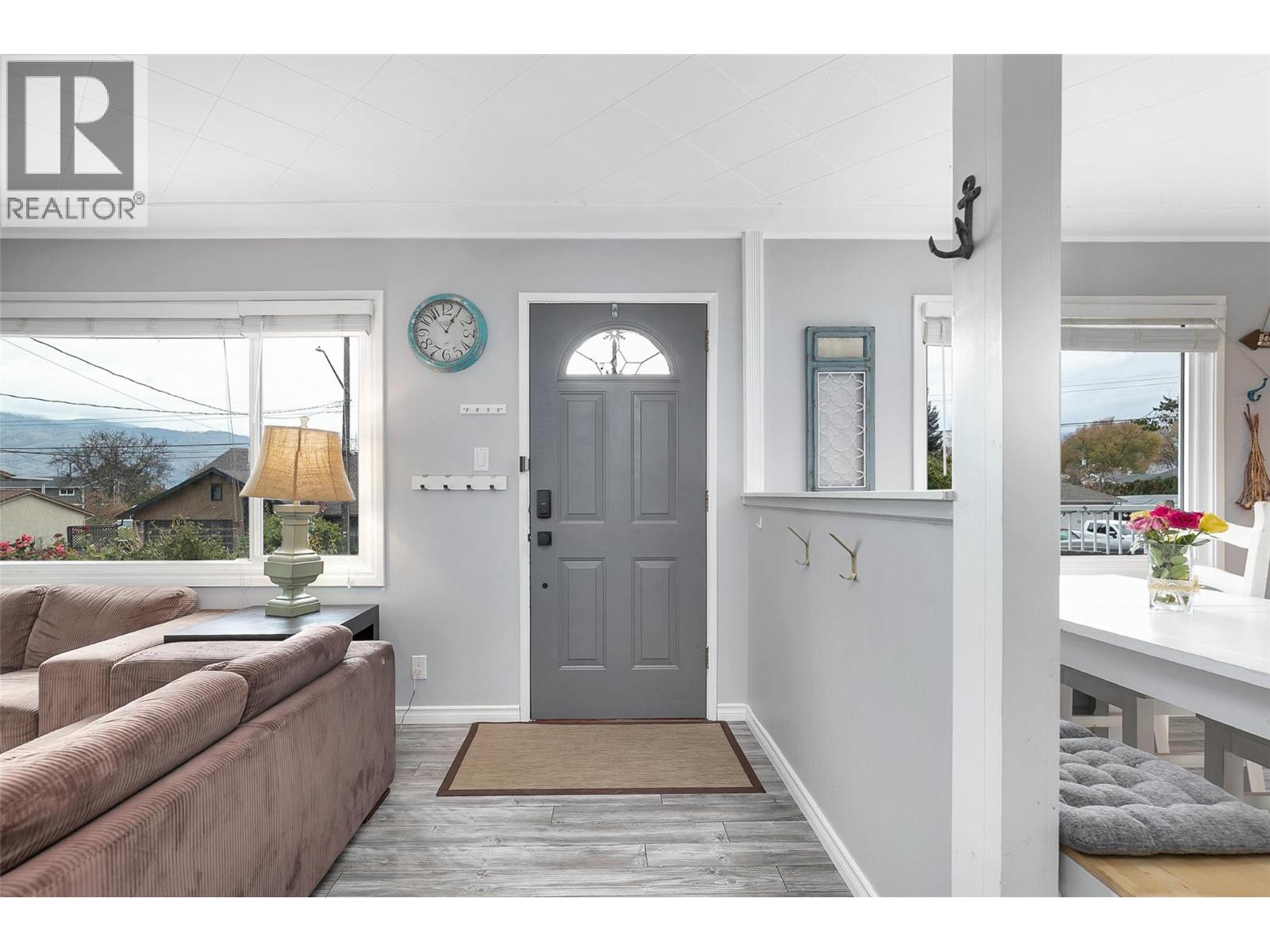  4142 San Clemente Avenue, Peachland