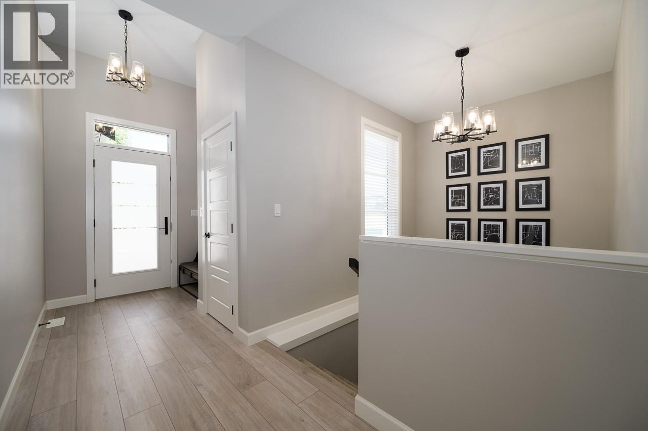 260 RUE CHEVAL NOIR Unit# 1, Kamloops