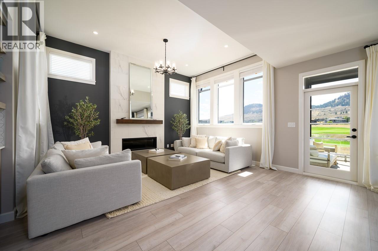 260 RUE CHEVAL NOIR Unit# 1, Kamloops