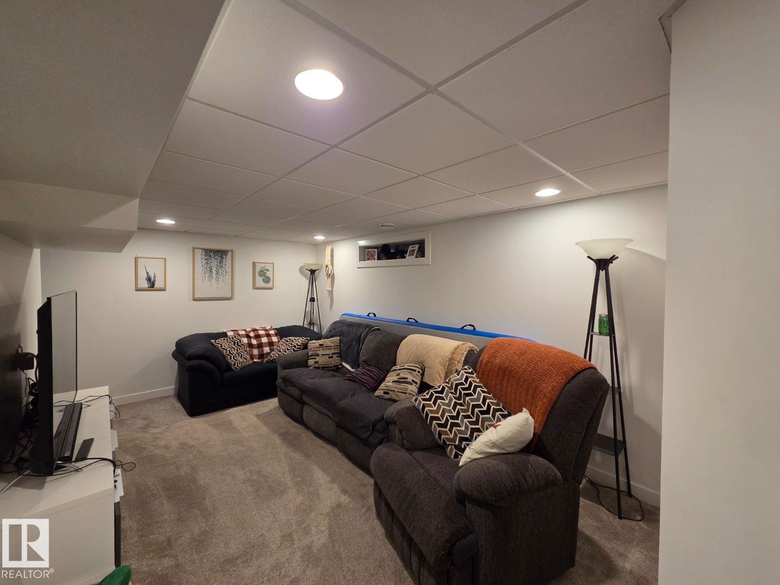 12410 120 AV NW, Edmonton