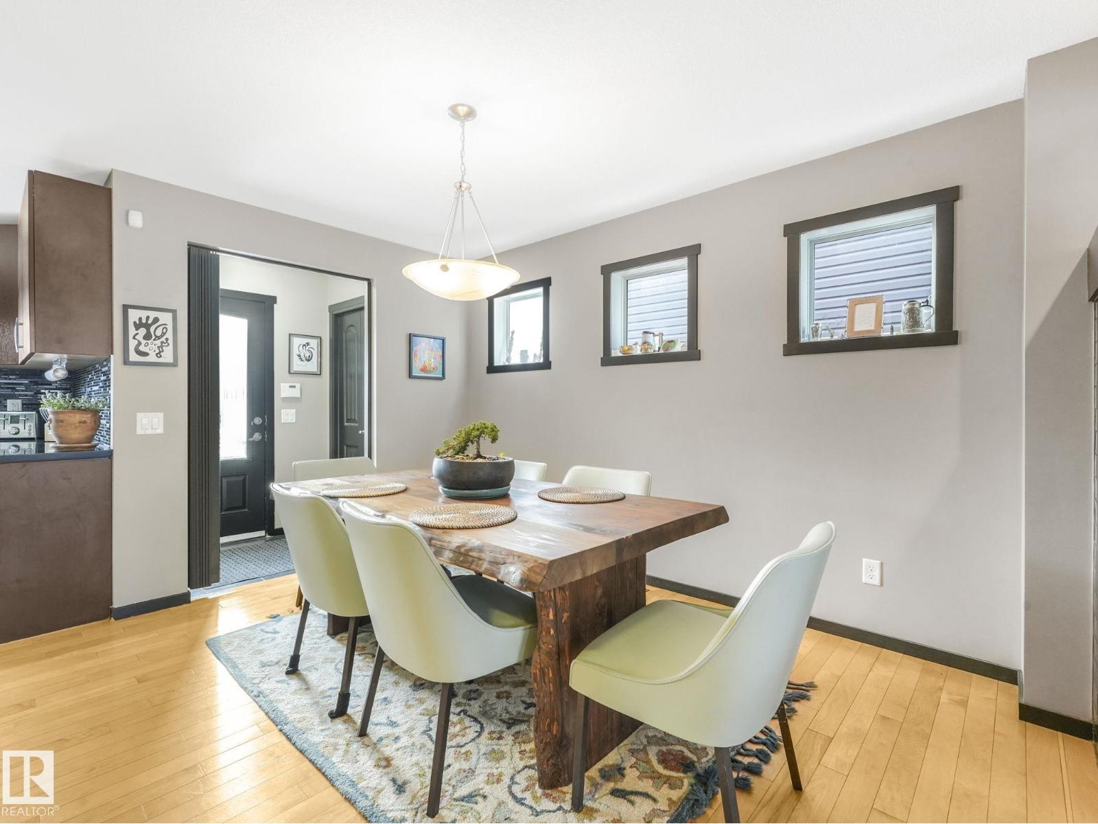 5213 2A AV SW, Edmonton