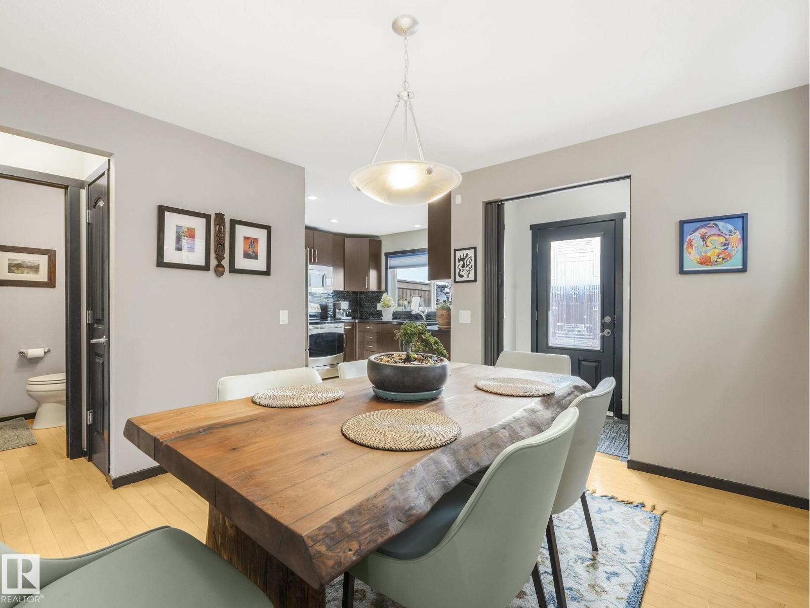 5213 2A AV SW, Edmonton