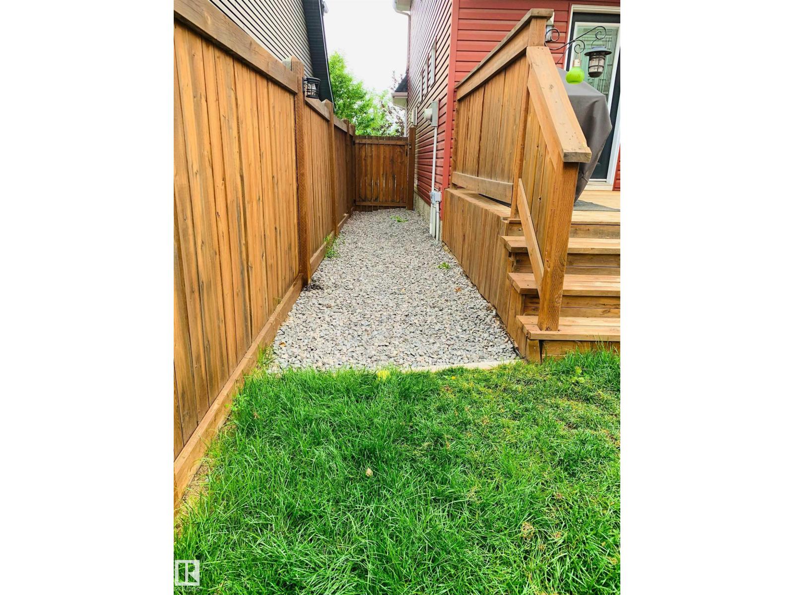 5213 2A AV SW, Edmonton