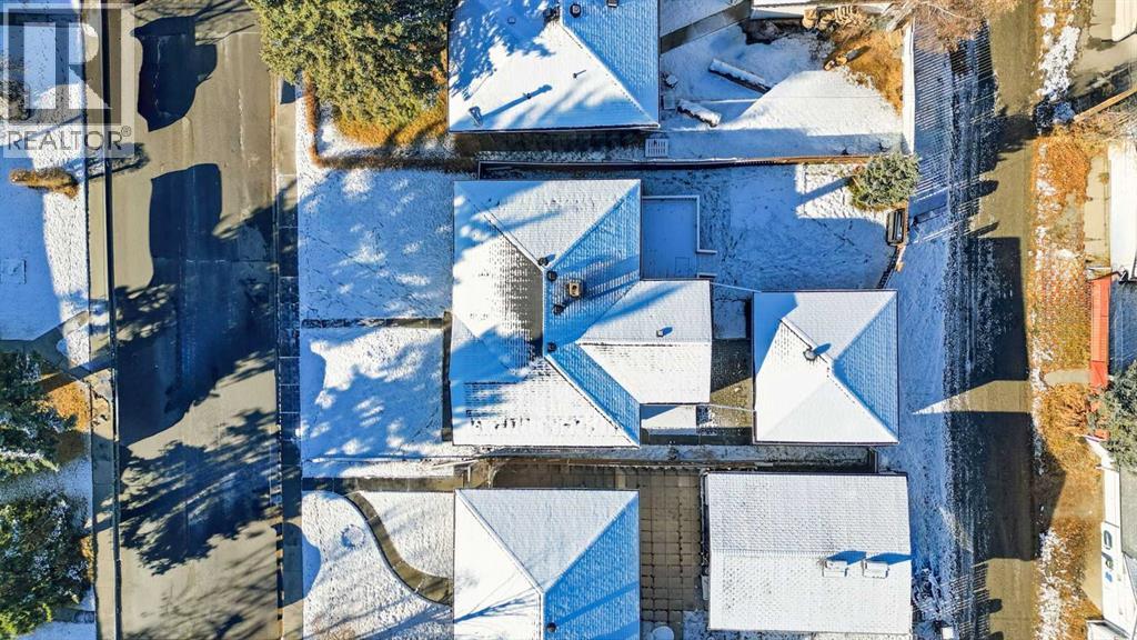 Single Family House Bungalow for Sale in  Harrow Crescent SW Haysboro Calgary 