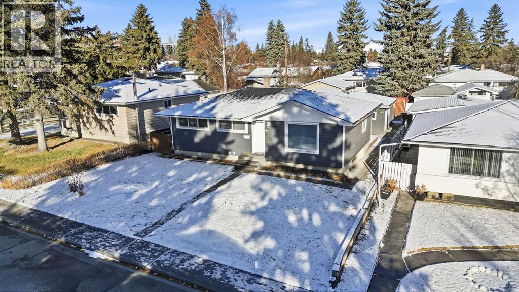 Single Family House Bungalow for Sale in  Harrow Crescent SW Haysboro Calgary 