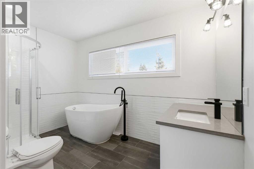 Single Family House Bungalow for Sale in  Harrow Crescent SW Haysboro Calgary 