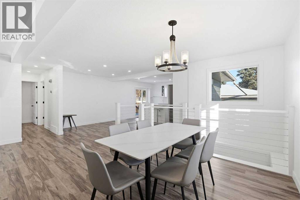 Single Family House Bungalow for Sale in  Harrow Crescent SW Haysboro Calgary 