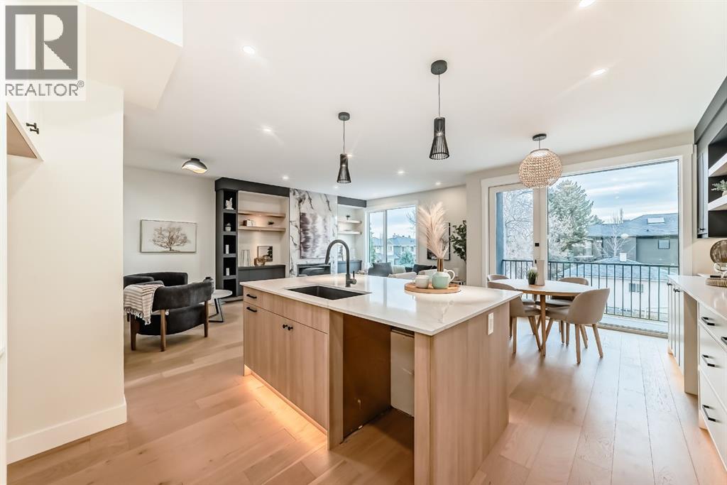 Single Family House for Sale in   Avenue SW Altadore Calgary 