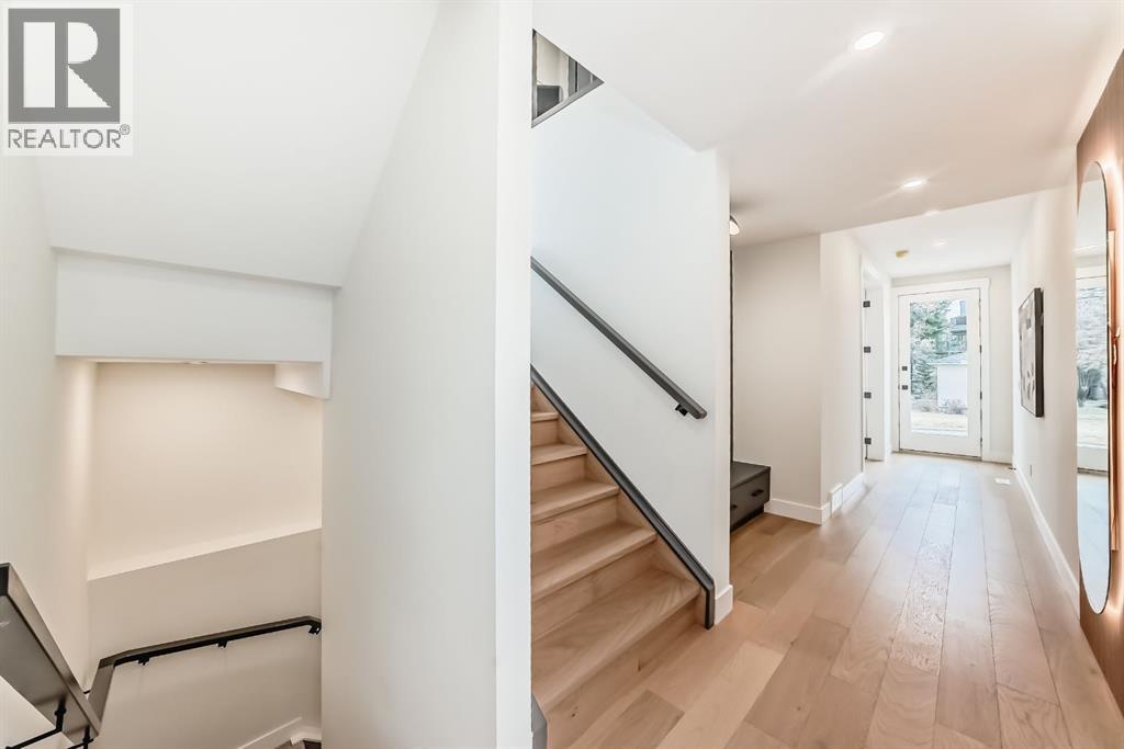 Single Family House for Sale in   Avenue SW Altadore Calgary 