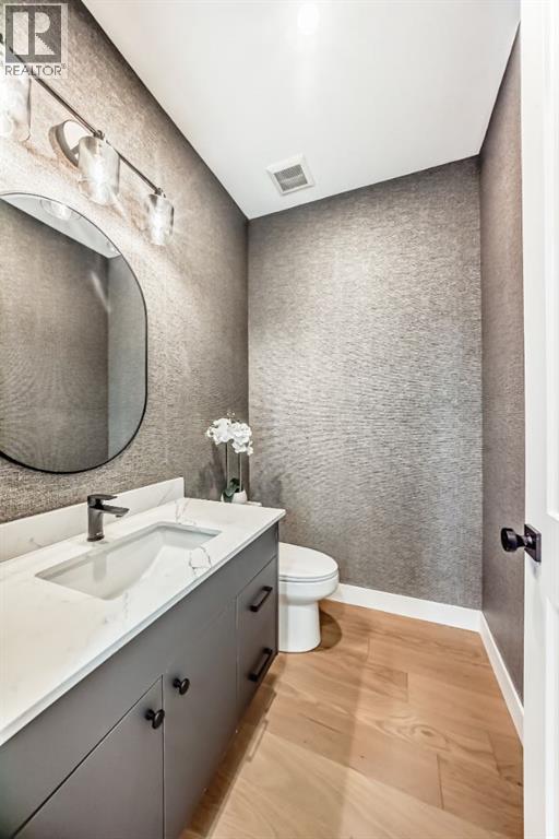 Single Family House for Sale in   Avenue SW Altadore Calgary 