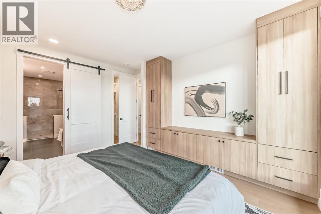 Single Family House for Sale in   Avenue SW Altadore Calgary 