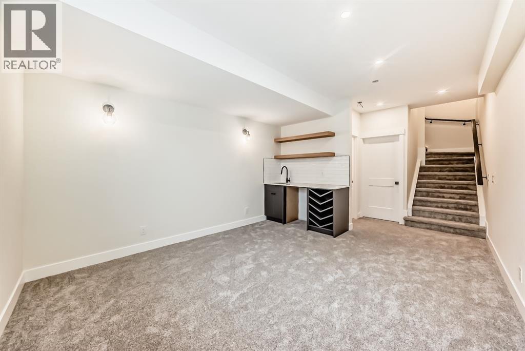 Single Family House for Sale in   Avenue SW Altadore Calgary 