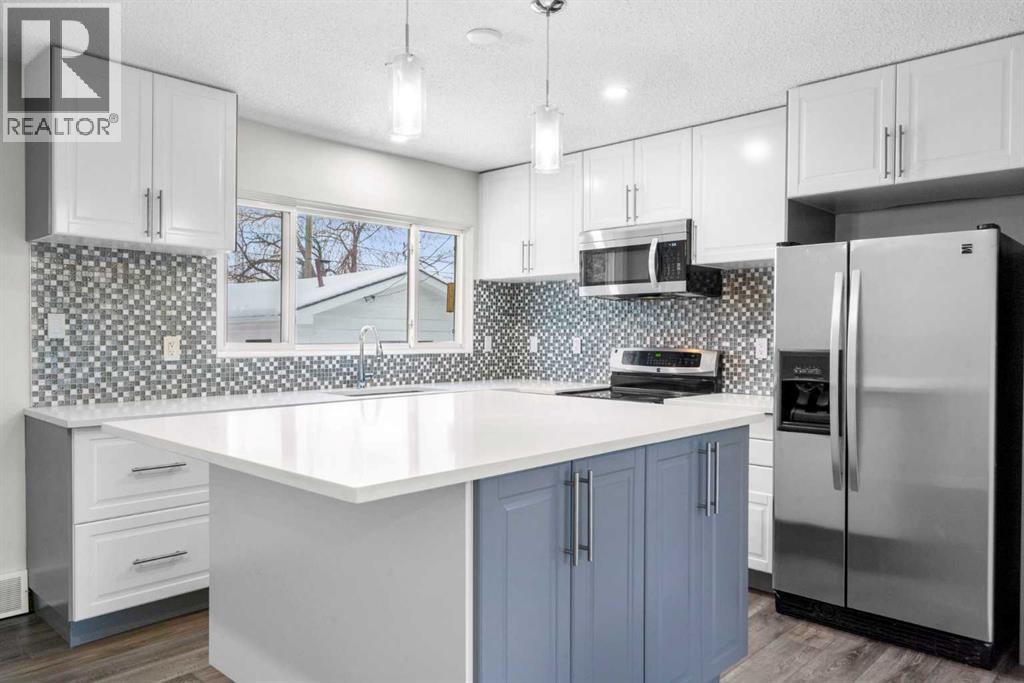 Single Family House Bungalow for Sale in  Healy Drive SW Haysboro Calgary 