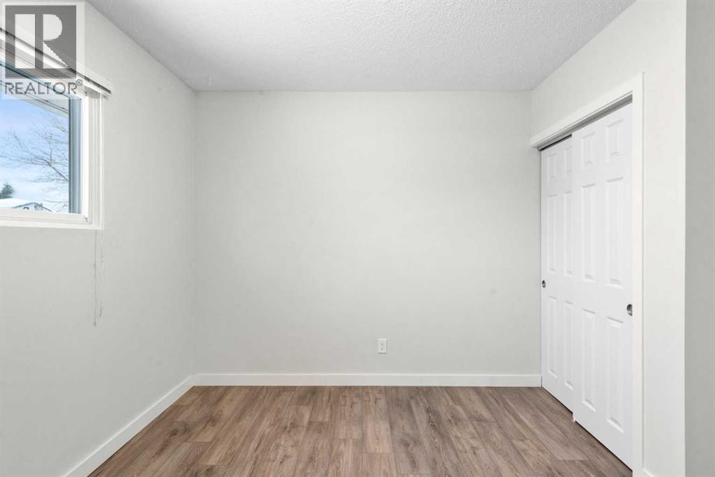 Single Family House Bungalow for Sale in  Healy Drive SW Haysboro Calgary 