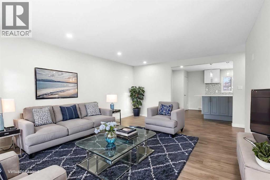 Single Family House Bungalow for Sale in  Healy Drive SW Haysboro Calgary 