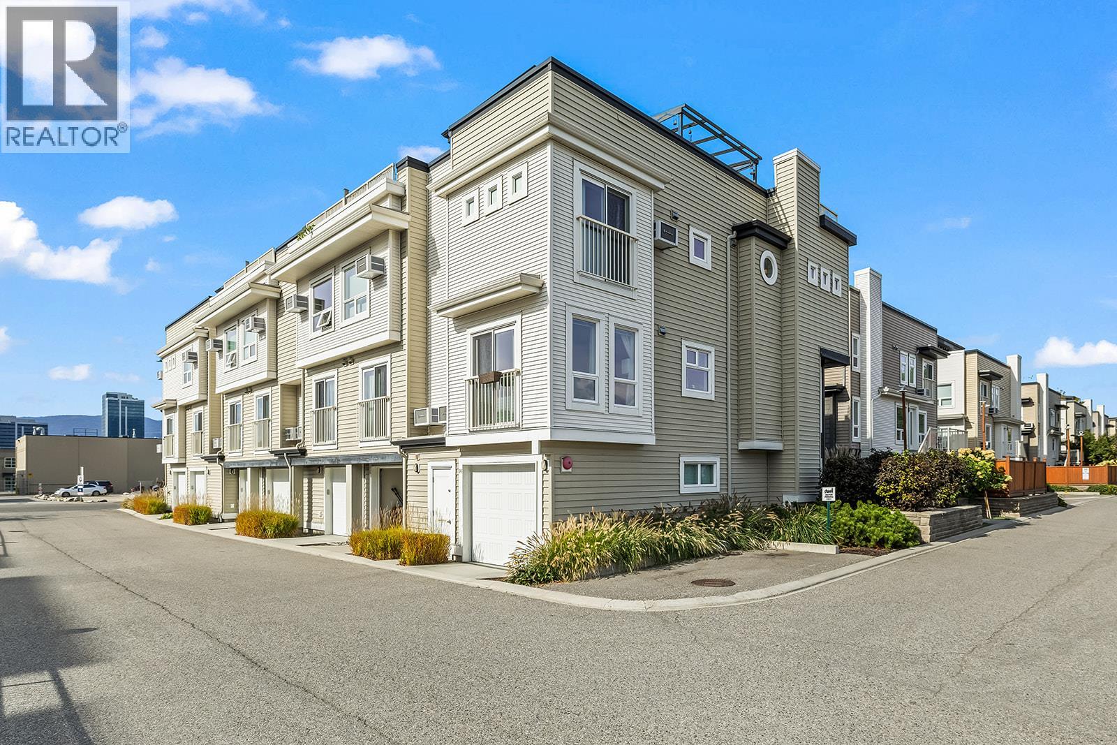 14 1881 Ambrosi Road, Kelowna