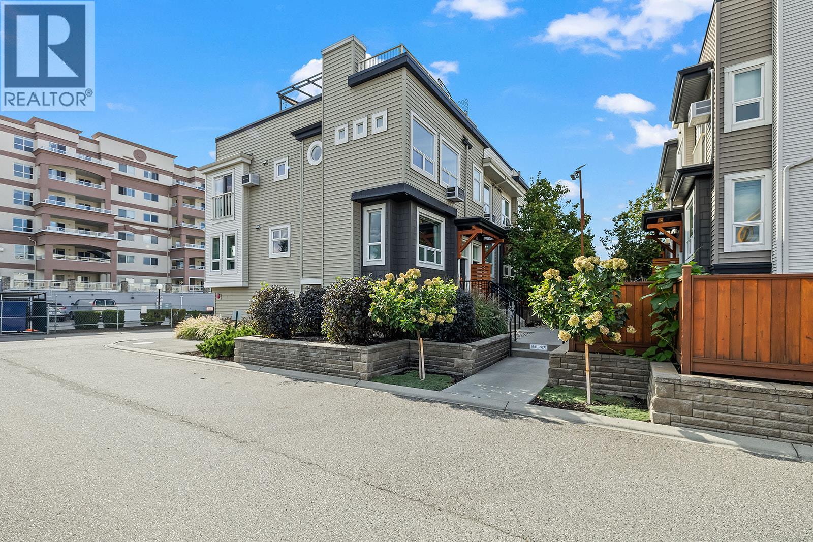 14 1881 Ambrosi Road, Kelowna